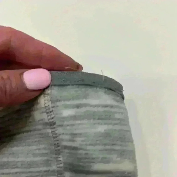 Men’s medium Fleece Sweatshirt Canada Weathergear Item# 6 W - Picture 10 of 10